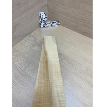 Клён Американский Волнистый заготовка накладки для электрогитары Радиал АА Волна ААА 10х69-64х495 мм-12