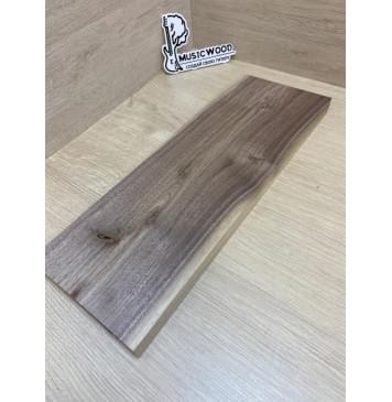 Орех Американский Заболонь заготовка на топ для Тревел гитары Тангент А 23х150х420 мм (1 шт под распил) Уценка-сучки-12