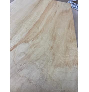 Клён Американский Волнистый заготовка корпуса Смешанный АА Волна А 50х372-297х505 мм (Массив) АКЦИЯ-2