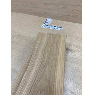 Ясень Дальневосточный заготовка накладки на головку грифа Тангент АА 3.5х125х295 мм-2