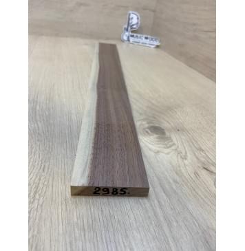 Орех Американский Заболонь заготовка накладки для электрогитары Смешанный А 10.5х62-60х525 мм (Уценка-сучок)-1