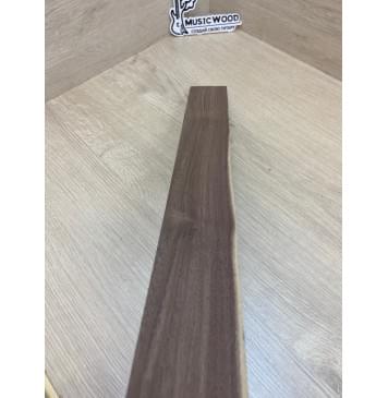 Орех Американский Заболонь заготовка накладки для электрогитары Смешанный А 10.5х62-60х525 мм (Уценка-сучок)-7