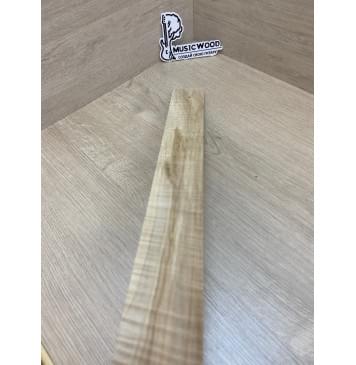 Клён Американский Волнистый заготовка накладки для электрогитары Радиал А Волна АА 9х60-52х565 мм (Уценка-сучки)-9