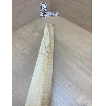 Клён Американский Волнистый заготовка накладки для электрогитары Радиал А Волна АА 9х60-50х590 мм (Уценка-сучки)-9