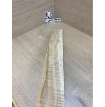 Клён Американский Волнистый заготовка накладки для электрогитары Радиал А Волна АА 9х80-59х610 мм (Уценка-сучки)-9