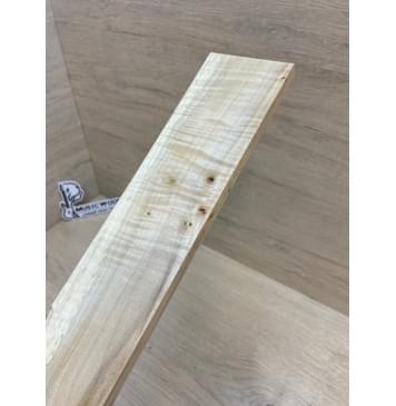 Клён Американский Волнистый заготовка накладки для электрогитары Радиал А Волна А 9.2х67-57х610 мм (Уценка-сучки)-4