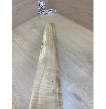 Клён Американский Волнистый заготовка накладки для электрогитары Радиал А Волна А 9.2х67-57х610 мм (Уценка-сучки)-12