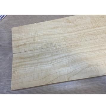 Клён Белый Явор, Волнистый заготовка на топ для Тревел гитары Смешанный АА Волна А 23х140-123х435 мм - 2 шт (книжкой) Уценка-потемнения с обратной стороны-9