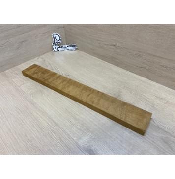 Клён Волнистый Печёный 180гр заготовка грифа для Безголовой гитары Смешанный А Волна АА 22х70х530 мм (Уценка-трещина)-3