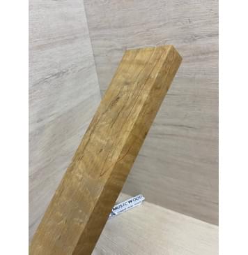 Клён Волнистый Печёный 180гр заготовка грифа для Безголовой гитары Смешанный А Волна АА 22х70х530 мм (Уценка-трещина)-5