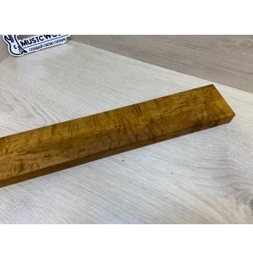 Клён Волнистый Печёный 180гр заготовка грифа для Безголовой гитары Смешанный А Волна АА 22х70х530 мм (Уценка-трещина)-8