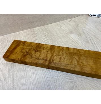 Клён Волнистый Печёный 180гр заготовка грифа для Безголовой гитары Смешанный А Волна АА 22х70х530 мм (Уценка-трещина)-9