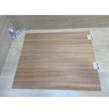 Махагон Кая заготовка комплекта (Дека + Обечайки) акустической гитары Радиал АА 4х230х550 мм (Дека 2шт) Радиал АА 4.2х130х855 мм (Обечайка 2шт)-1