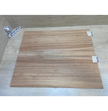 Махагон Кая заготовка комплекта (Дека + Обечайки) акустической гитары Радиал АА 4х230х555 мм (Дека 2шт) Радиал АА 4.3х125х855 мм (Обечайка 2шт)-1