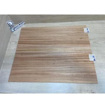 Махагон Кая заготовка комплекта (Дека + Обечайки) акустической гитары Радиал АА 4.2х227х550 мм (Дека 2шт) Радиал АА 4.3х127х860 мм (Обечайка 2шт)-1