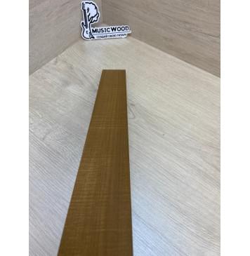 Клён Печёный 180 гр заготовка накладки для электрогитары Радиал ААА 9х67-57х520 мм-9