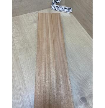 Махагон Кая заготовка грифа электрогитары Радиал ААА 49х(49-20-49)х730 мм из 3х частей-7