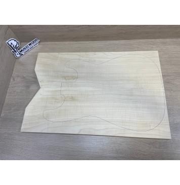 Клён Белый Явор, Волнистый заготовка на топ Смешанный АА Волна ААА 18х177х530-495 мм - 2 шт (книжкой) Уценка-потемнения с обратной стороны,сучок-2