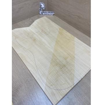 Клён Белый Явор, Волнистый заготовка на топ Смешанный АА Волна ААА 18х177х530-495 мм - 2 шт (книжкой) Уценка-потемнения с обратной стороны,сучок-9