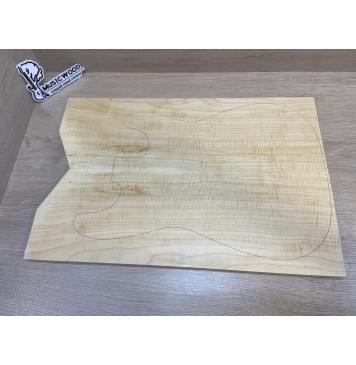 Клён Белый Явор, Волнистый заготовка на топ Смешанный АА Волна ААА 18х177х530-495 мм - 2 шт (книжкой) Уценка-потемнения с обратной стороны,сучок-0