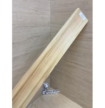 Клён Американский Ashleaf заготовка накладки для электрогитары Радиал АА 13.5х73х560 мм-4