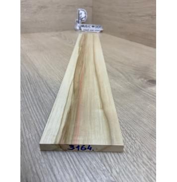 Клён Американский Ashleaf заготовка накладки для электрогитары Радиал АА 9х80х540 мм-1