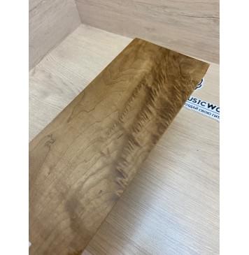 Клён Волнистый Печёный 180 гр заготовка накладки на головку грифа Смешанный АА Волна АА 3х104х255 мм-2