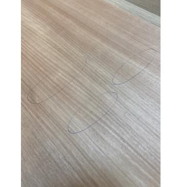 Окуме (Габон) заготовка на деку акустической гитары Радиал А 3.7х243х550 мм (2шт) Уценка-трещины-2