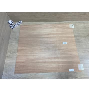 Окуме (Габон) заготовка на деку акустической гитары Радиал А 3.7х243х550 мм (2шт) Уценка-трещины-8