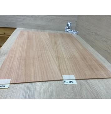 Окуме (Габон) заготовка на деку акустической гитары Радиал А 3.7х230х565 мм (2шт) Уценка-трещины-1