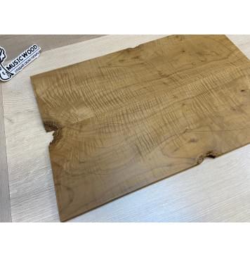 Клён Волнистый Печёный 180гр заготовка на топ Тангент А 13.5х175х535-525 мм - 2 шт.(книжкой) АКЦИЯ-4