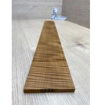 Клён Волнистый Печёный 180 гр заготовка накладки для электрогитары Радиал А Волна ААА 8.5х84-72х585 мм (Уценка-сучки)-3