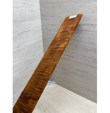 Клён Волнистый Печёный 180 гр заготовка накладки для электрогитары Радиал А Волна ААА 8.5х84-72х585 мм (Уценка-сучки)-9