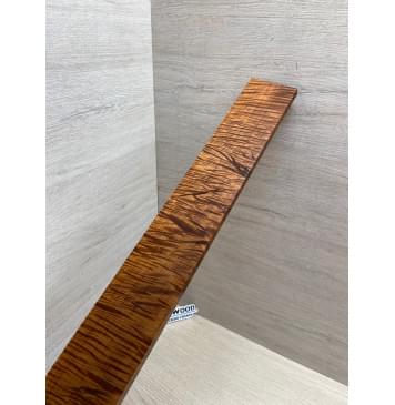Клён Волнистый Печёный 180 гр заготовка накладки для электрогитары Радиал АА Волна ААА 9х69-64х525 мм-9