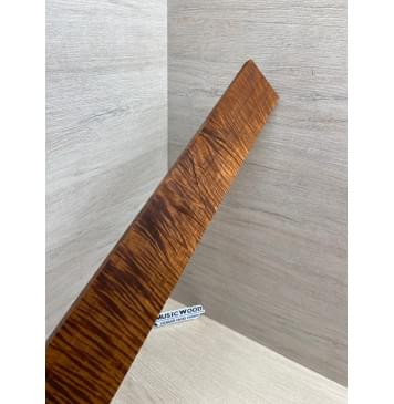 Клён Волнистый Печёный 180 гр заготовка накладки для электрогитары Радиал АА Волна ААА 9х69-64х525 мм-6