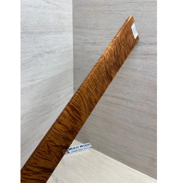 Клён Волнистый Печёный 180 гр заготовка накладки для электрогитары Смешанный А Волна ААА 8.5х69-63х525 мм-13