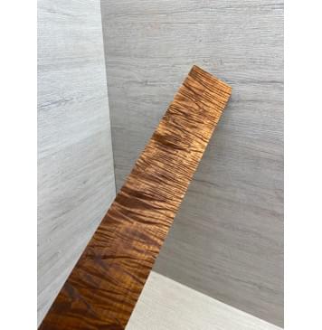 Клён Волнистый Печёный 180 гр заготовка накладки для электрогитары Смешанный АА Волна ААА 8.5х69-63х525 мм-0