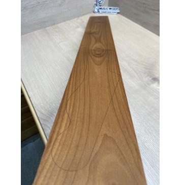 Клён Печёный 180гр заготовка грифа для электрогитары Тангент АА 24х86х755 мм-4