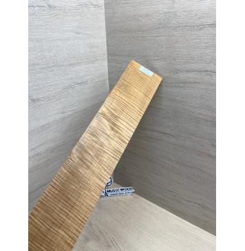 Клён Волнистый Печеный 180 гр заготовка накладки для бас-гитары Радиал АА Волна ААА 9х95-68х690 мм-17