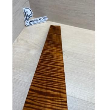 Клён Волнистый Печёный 180 гр заготовка накладки для электрогитары Радиал АА Волна ААА 9.2х68-58х535 мм-7