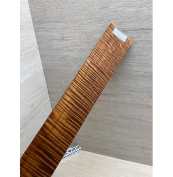 Клён Волнистый Печёный 180 гр заготовка накладки для электрогитары Радиал АА Волна ААА 9.2х68-58х535 мм-0