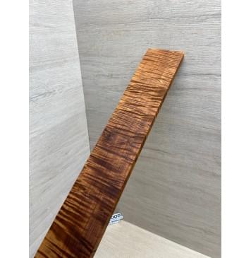 Клён Волнистый Печёный 180 гр заготовка накладки для электрогитары Смешанный А Волна АА 10.3х70-47х600 мм-19