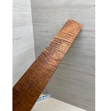 Клён Волнистый Печёный 180 гр заготовка накладки для электрогитары Смешанный ААА Волна ААА 9х74-67х520 мм-9