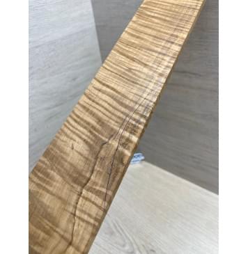 Клён Волнистый Печёный 180 гр заготовка накладки для электрогитары Смешанный АА Волна ААА 7.8х73-55х530 мм (Уценка-трещина)-4