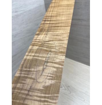 Клён Волнистый Печёный 180 гр заготовка накладки для электрогитары Смешанный АА Волна ААА 7.8х73-55х530 мм (Уценка-трещина)-6