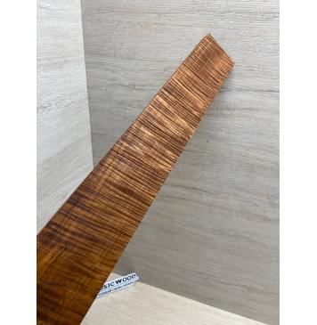 Клён Волнистый Печёный 180 гр заготовка накладки для электрогитары Смешанный АА Волна ААА 7.8х73-55х530 мм (Уценка-трещина)-13
