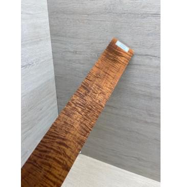 Клён Волнистый Печёный 180 гр заготовка накладки для электрогитары Смешанный ААА Волна ААА 8х66-56х518 мм-10