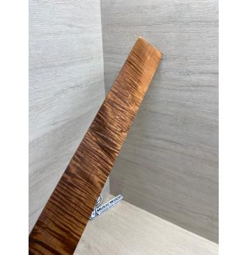 Клён Волнистый Печёный 180 гр заготовка накладки для электрогитары Смешанный ААА Волна ААА 10х65-53х610 мм-11