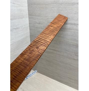 Клён Волнистый Печёный 180 гр заготовка накладки для электрогитары Смешанный ААА Волна ААА 8х68-53х550 мм-10