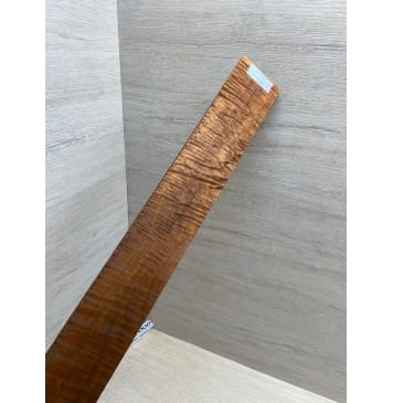 Клён Волнистый Печёный 180 гр заготовка накладки для электрогитары Смешанный АА Волна ААА 8х63-53х550 мм (Уценка-трещина)-13